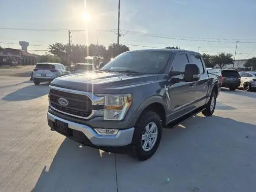 2021 Ford F-150 XLT 4WD photo