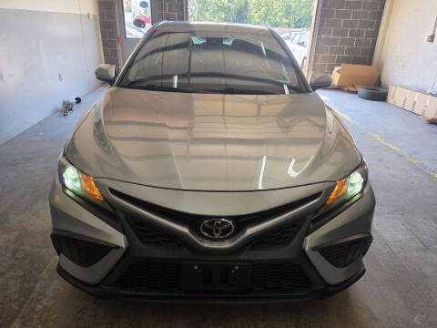 2021 Toyota Camry SE FWD photo