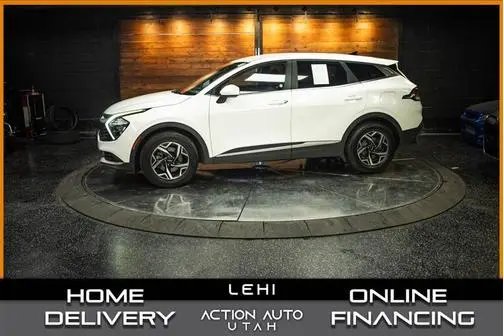 2023 Kia Sportage LX FWD photo