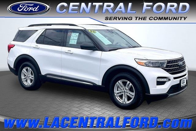 2023 Ford Explorer XLT 4WD photo