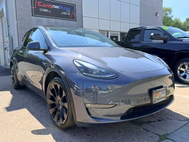 2023 Tesla Model Y AWD photo