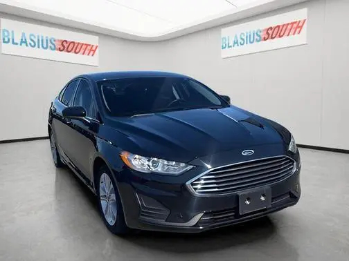 2020 Ford Fusion SE FWD photo