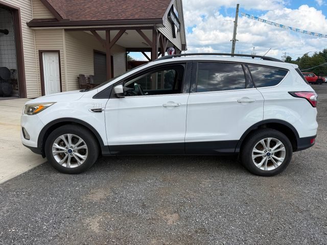 2017 Ford Escape SE 4WD photo