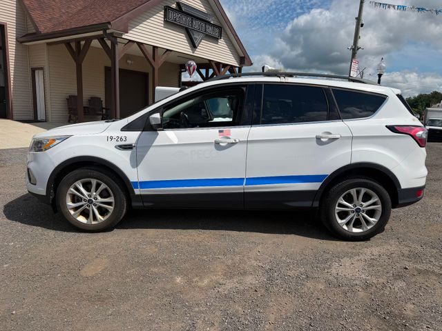 2017 Ford Escape SE 4WD photo