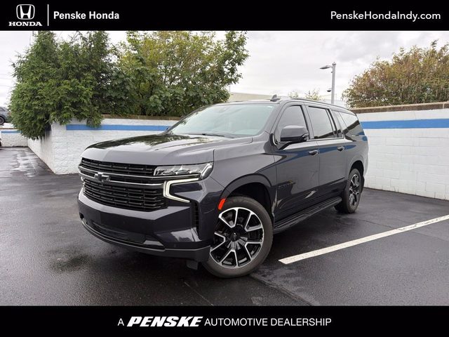 2022 Chevrolet Suburban RST 4WD photo