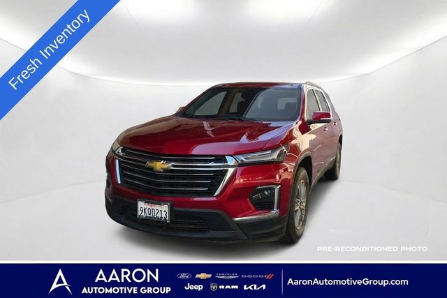 2023 Chevrolet Traverse LT Cloth FWD photo