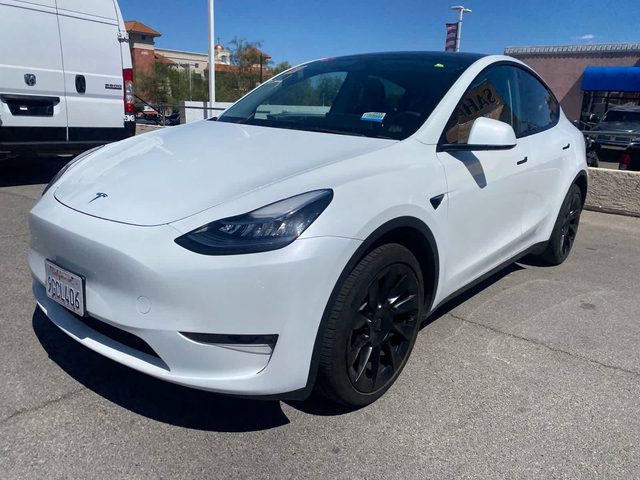 2023 Tesla Model Y Long Range AWD photo