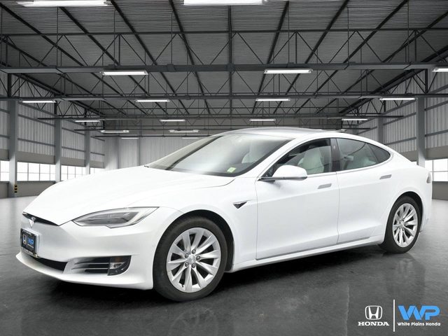 2017 Tesla Model S AWD photo