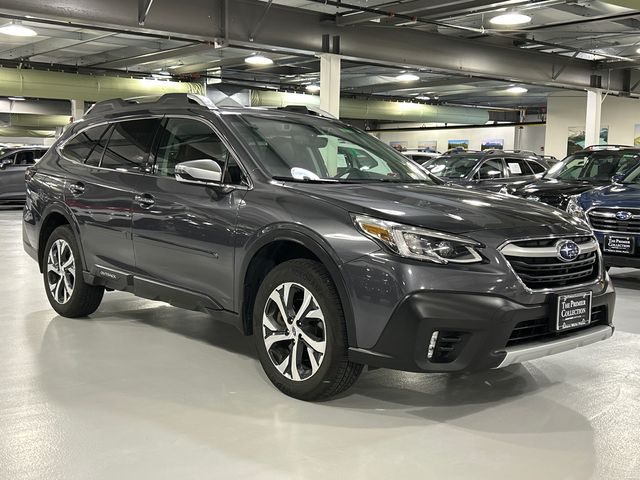 2022 Subaru Outback Touring AWD photo