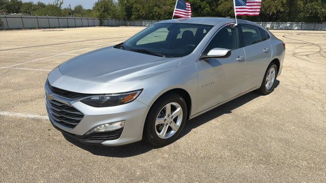 2022 Chevrolet Malibu LT FWD photo