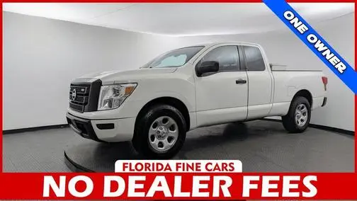 2022 Nissan Titan S RWD photo