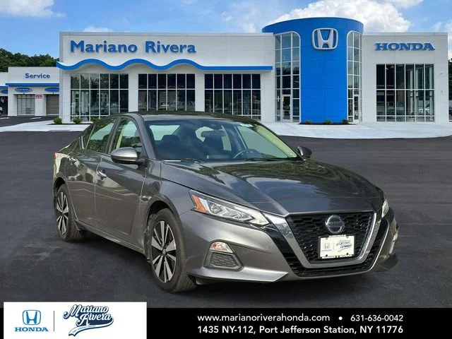 2021 Nissan Altima 2.5 SV AWD photo