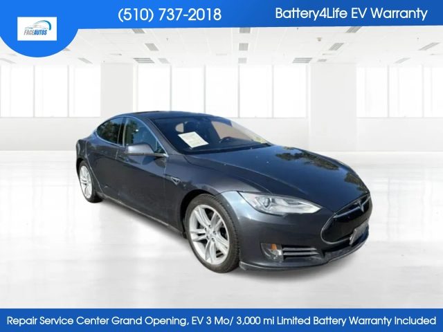 2015 Tesla Model S 85D AWD photo