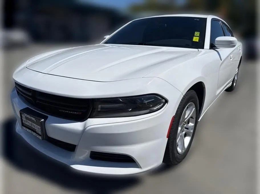2020 Dodge Charger SXT RWD photo