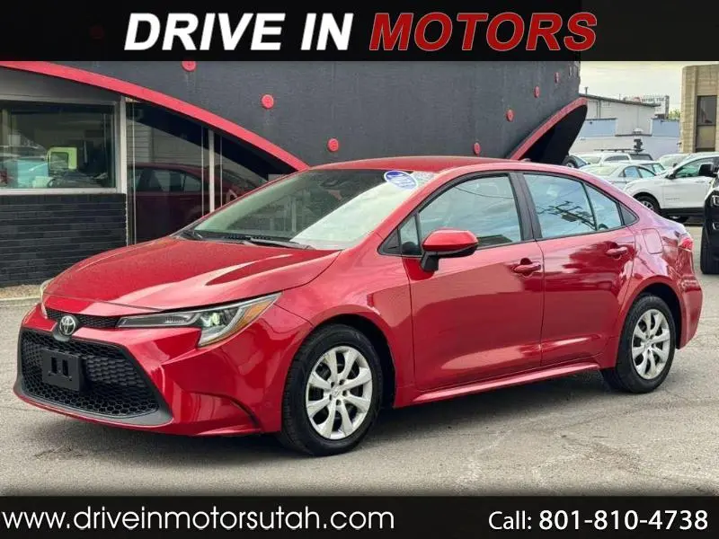 2021 Toyota Corolla LE FWD photo