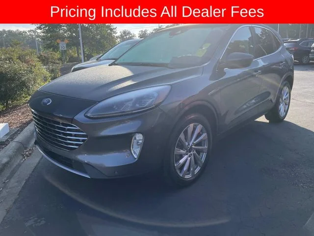 2022 Ford Escape Titanium AWD photo