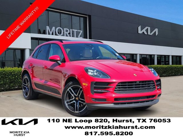2021 Porsche Macan AWD photo