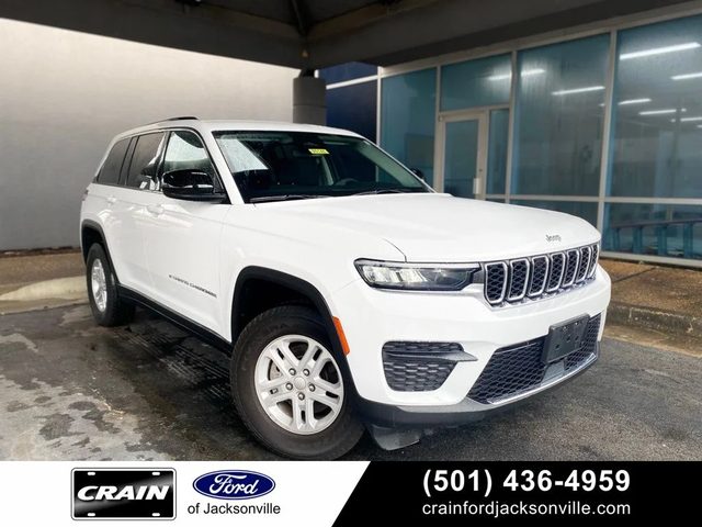 2023 Jeep Grand Cherokee Laredo RWD photo