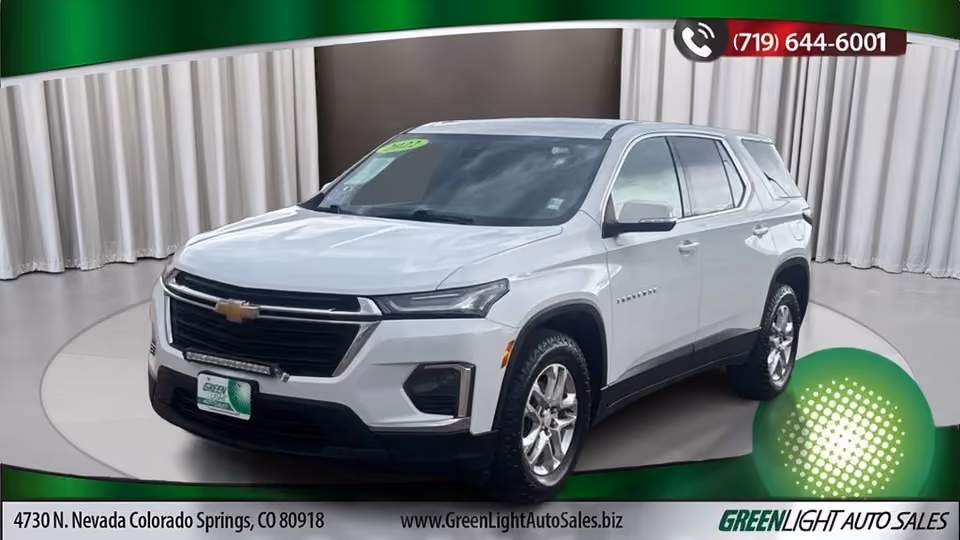 2022 Chevrolet Traverse LS AWD photo