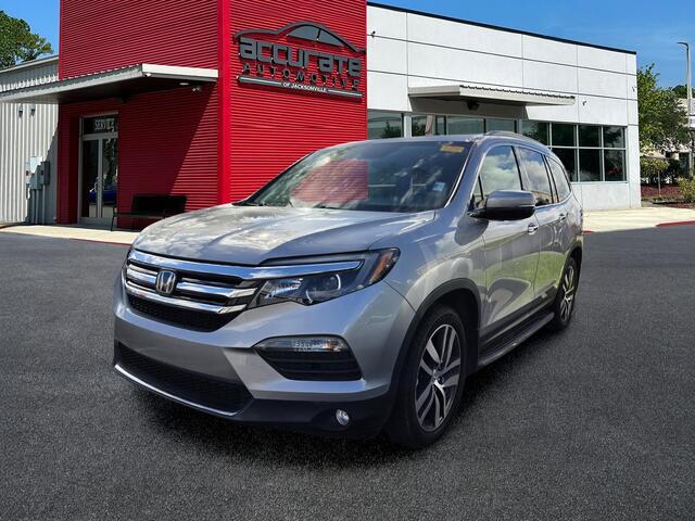 2016 Honda Pilot Touring AWD photo