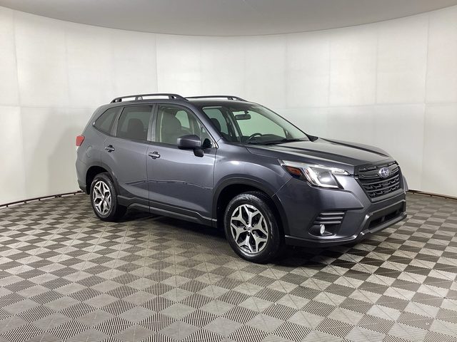 2022 Subaru Forester Premium AWD photo