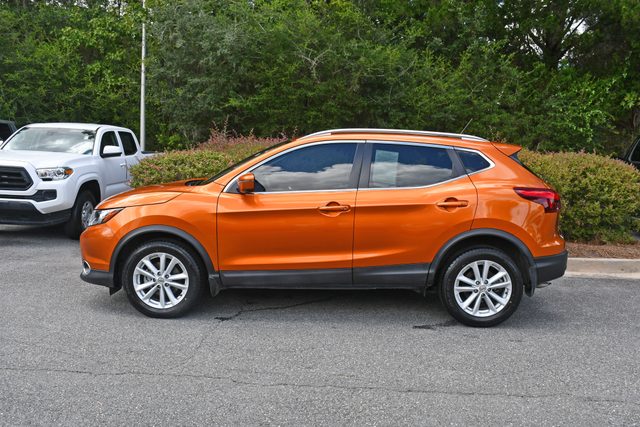 2017 Nissan Rogue Sport SV FWD photo