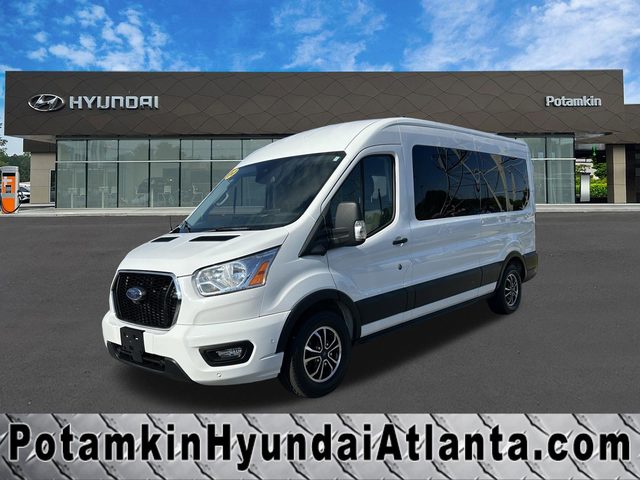 2022 Ford Transit Passenger Wagon XLT RWD photo