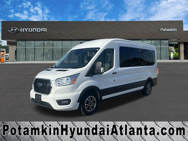 2022 Ford Transit Passenger Wagon XLT RWD photo