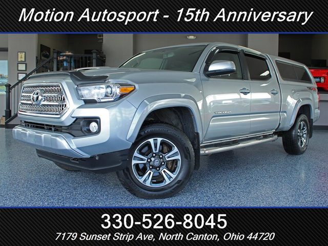 2017 Toyota Tacoma TRD Sport 4WD photo