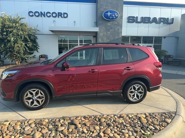 2023 Subaru Forester Premium AWD photo