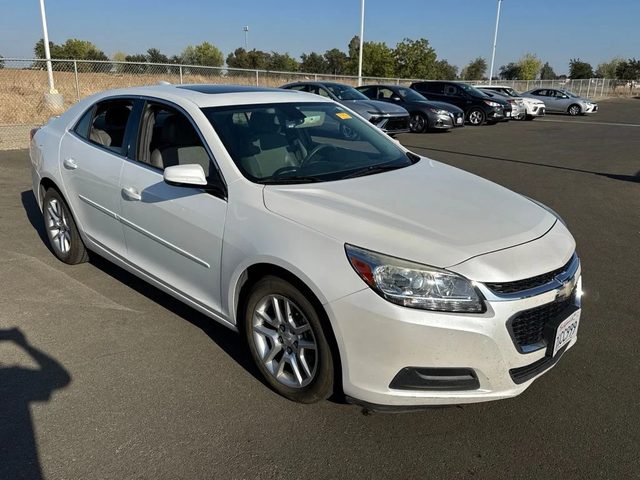 2016 Chevrolet Malibu LT FWD photo