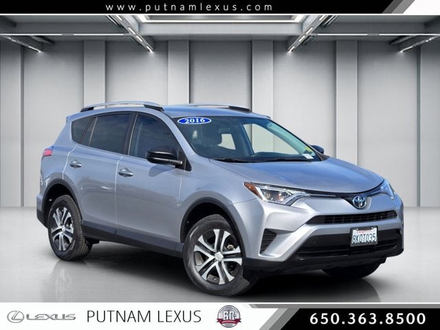 2016 Toyota RAV4 LE FWD photo