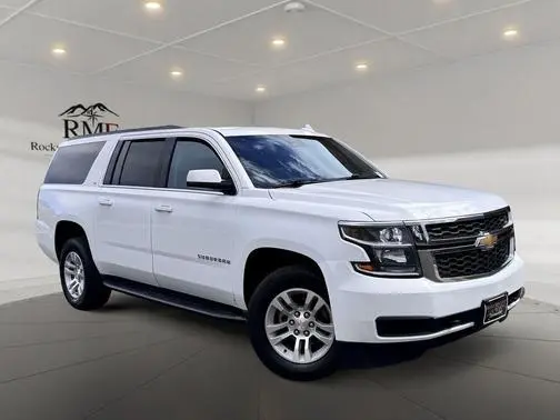 2017 Chevrolet Suburban LT 4WD photo