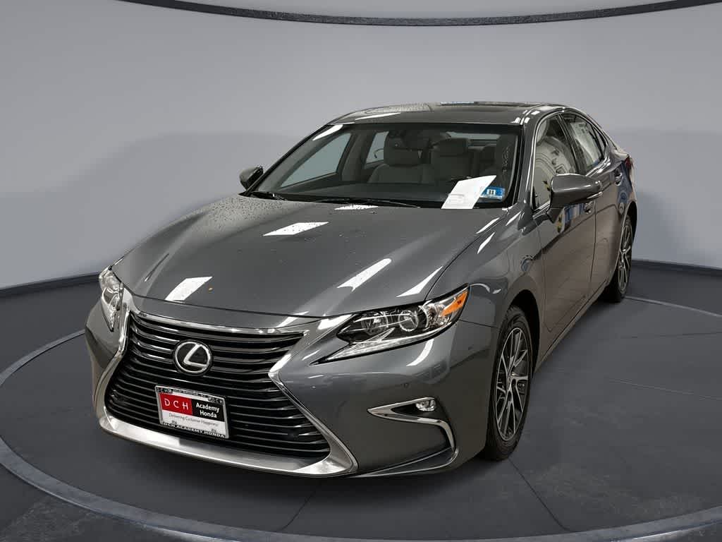 2016 Lexus ES FWD photo
