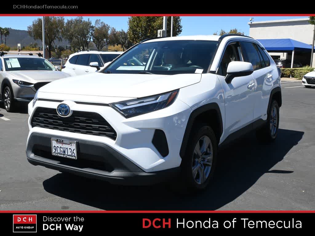 2022 Toyota RAV4 Hybrid XLE AWD photo