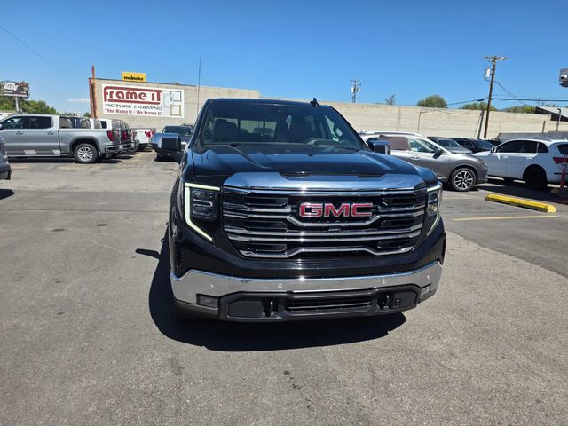 2022 GMC Sierra 1500 SLT 4WD photo