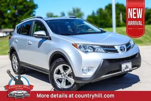 2015 Toyota RAV4 XLE FWD photo