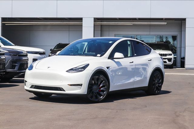 2022 Tesla Model Y Performance AWD photo