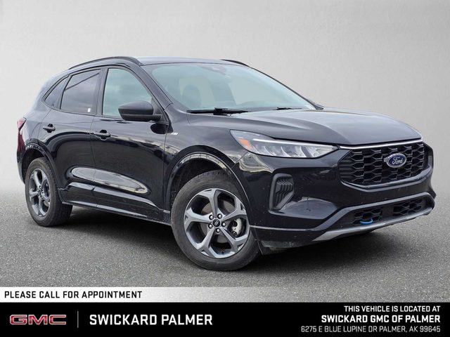 2023 Ford Escape ST-Line AWD photo