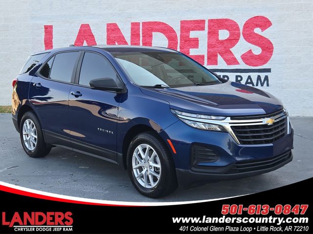 2023 Chevrolet Equinox LS AWD photo