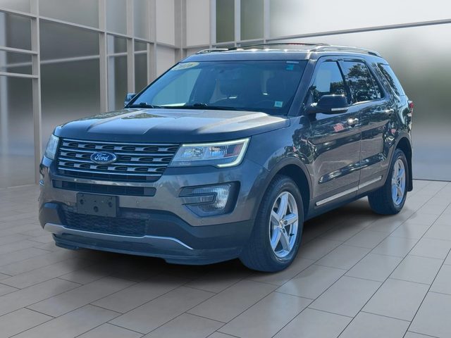 2016 Ford Explorer XLT 4WD photo