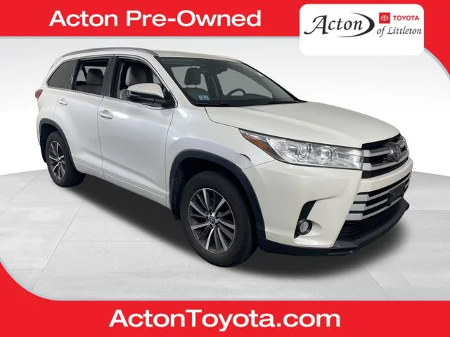 2017 Toyota Highlander XLE AWD photo