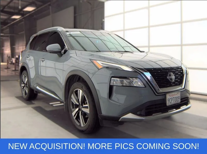 2022 Nissan Rogue Platinum FWD photo