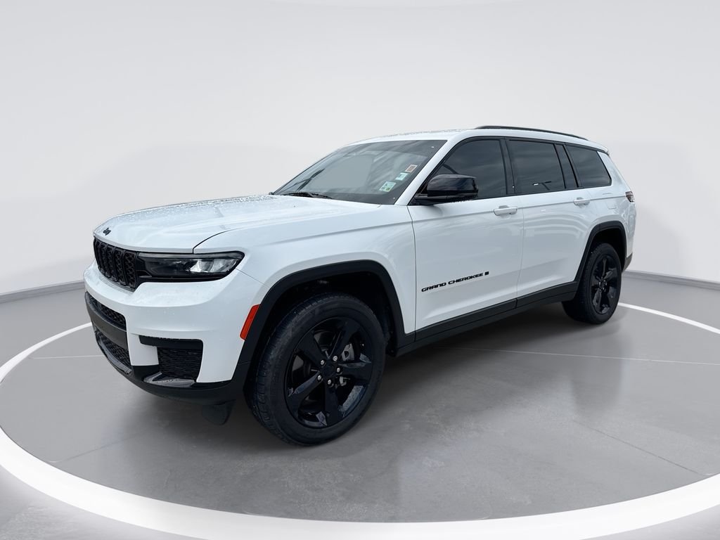2022 Jeep Grand Cherokee L Altitude 4WD photo