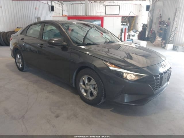 2021 Hyundai Elantra SE FWD photo