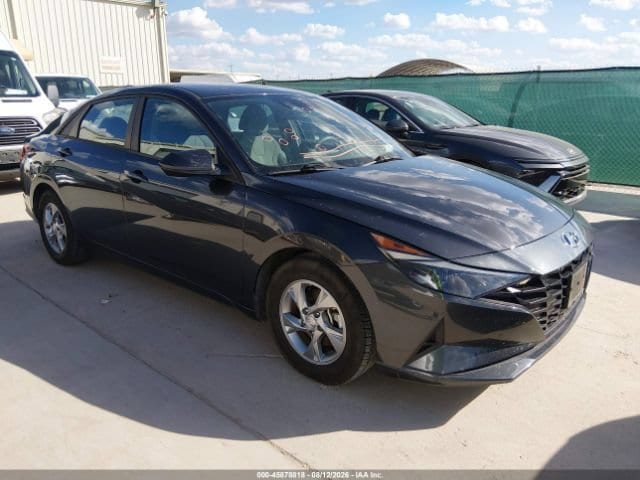 2021 Hyundai Elantra SE FWD photo