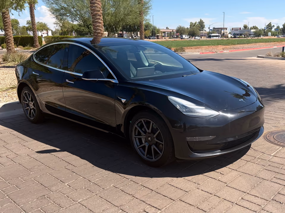 2018 Tesla Model 3 Long Range Battery RWD photo