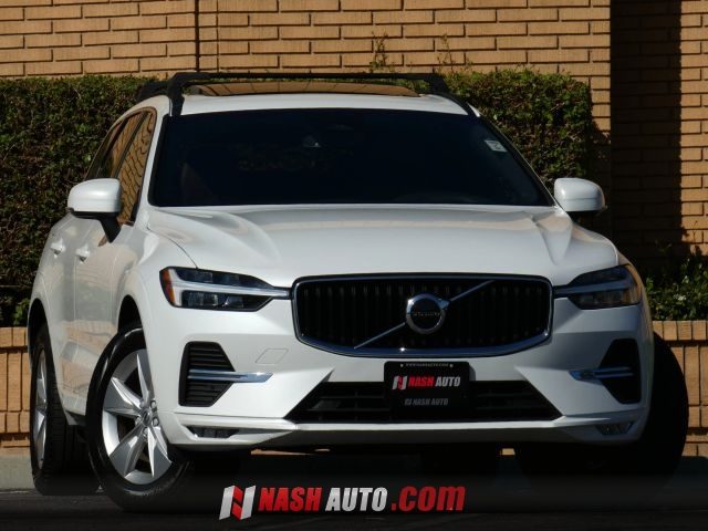 2022 Volvo XC60 Momentum AWD photo