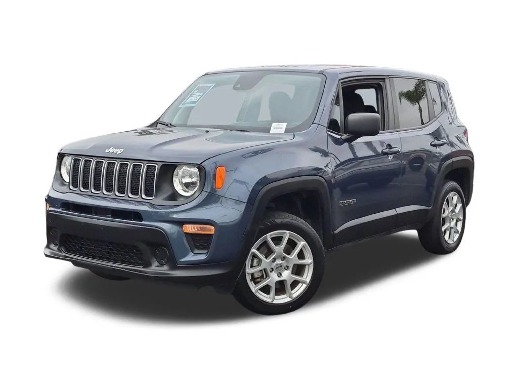 2023 Jeep Renegade Latitude 4WD photo