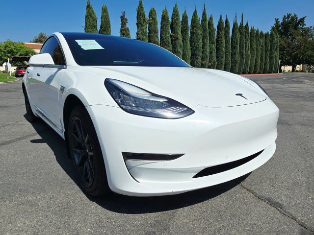 2019 Tesla Model 3 Standard Range Plus RWD photo
